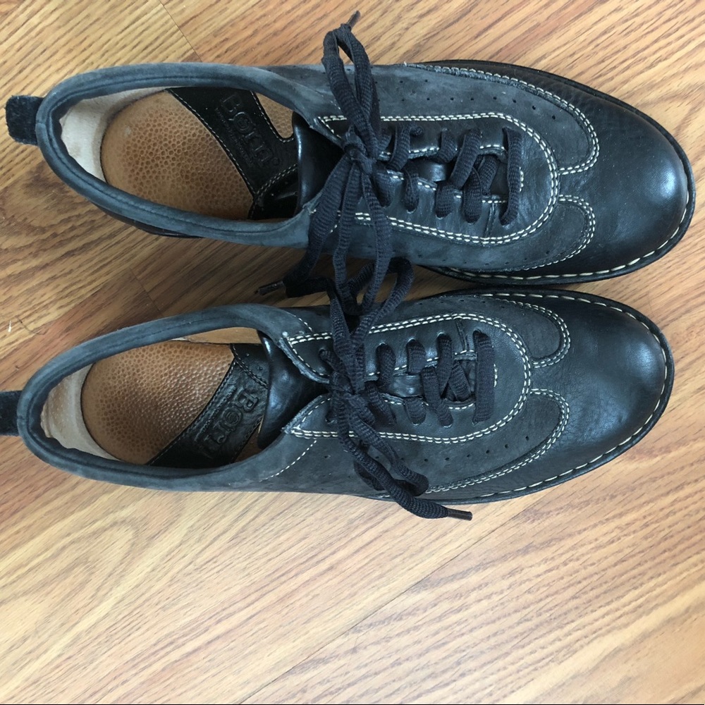 Born dress shoes size 9
